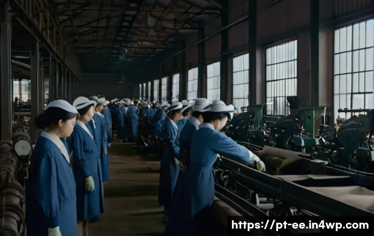 일제 강점기 한국인의 근로 조건 - A detailed scene inside a 1930s South Korean textile factory under Japanese occupation, showing exha...